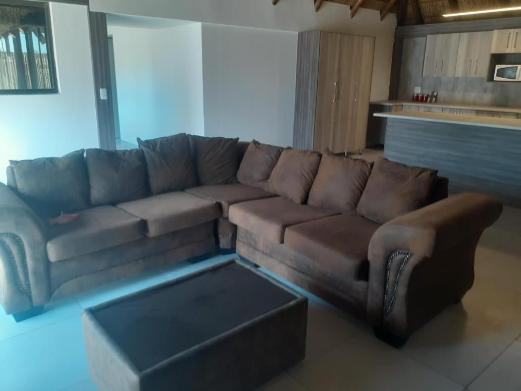 12 On Vaal Drive Guesthouse Вандербейлпарк Екстериор снимка