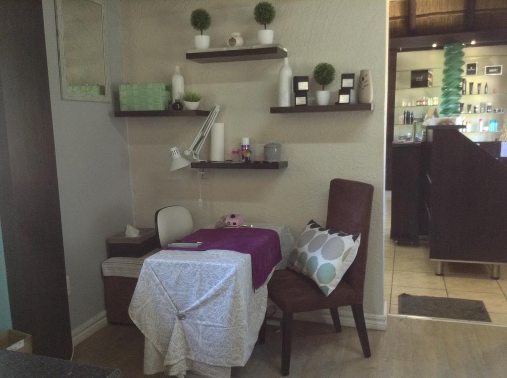 12 On Vaal Drive Guesthouse Вандербейлпарк Екстериор снимка