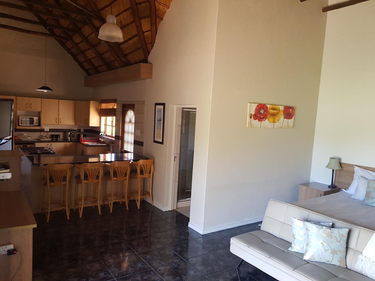 12 On Vaal Drive Guesthouse Вандербейлпарк Екстериор снимка