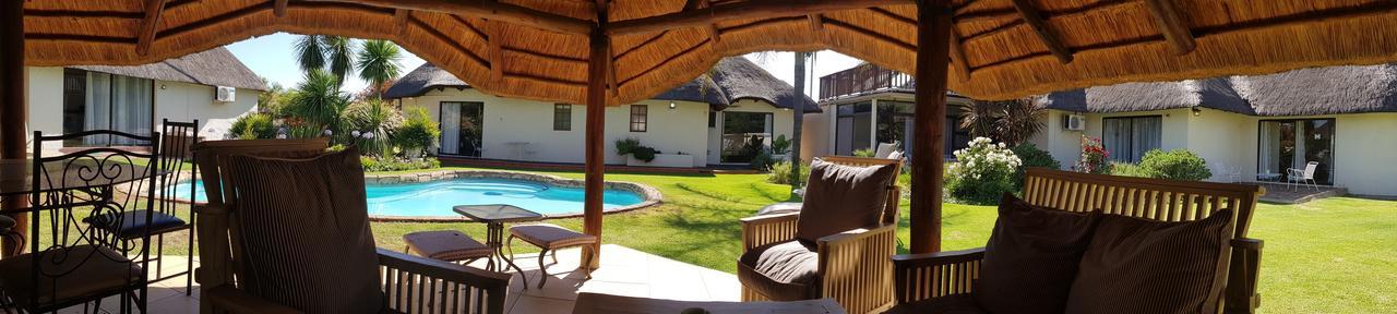 12 On Vaal Drive Guesthouse Вандербейлпарк Екстериор снимка