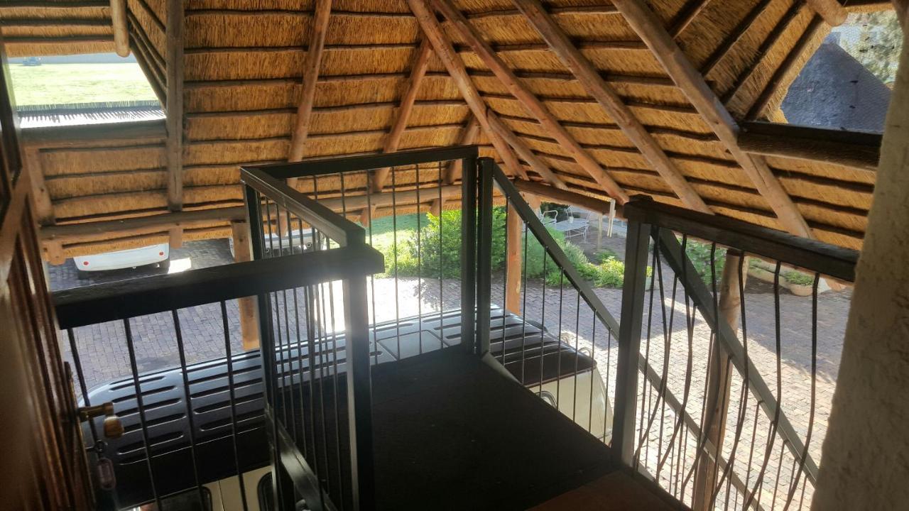 12 On Vaal Drive Guesthouse Вандербейлпарк Екстериор снимка