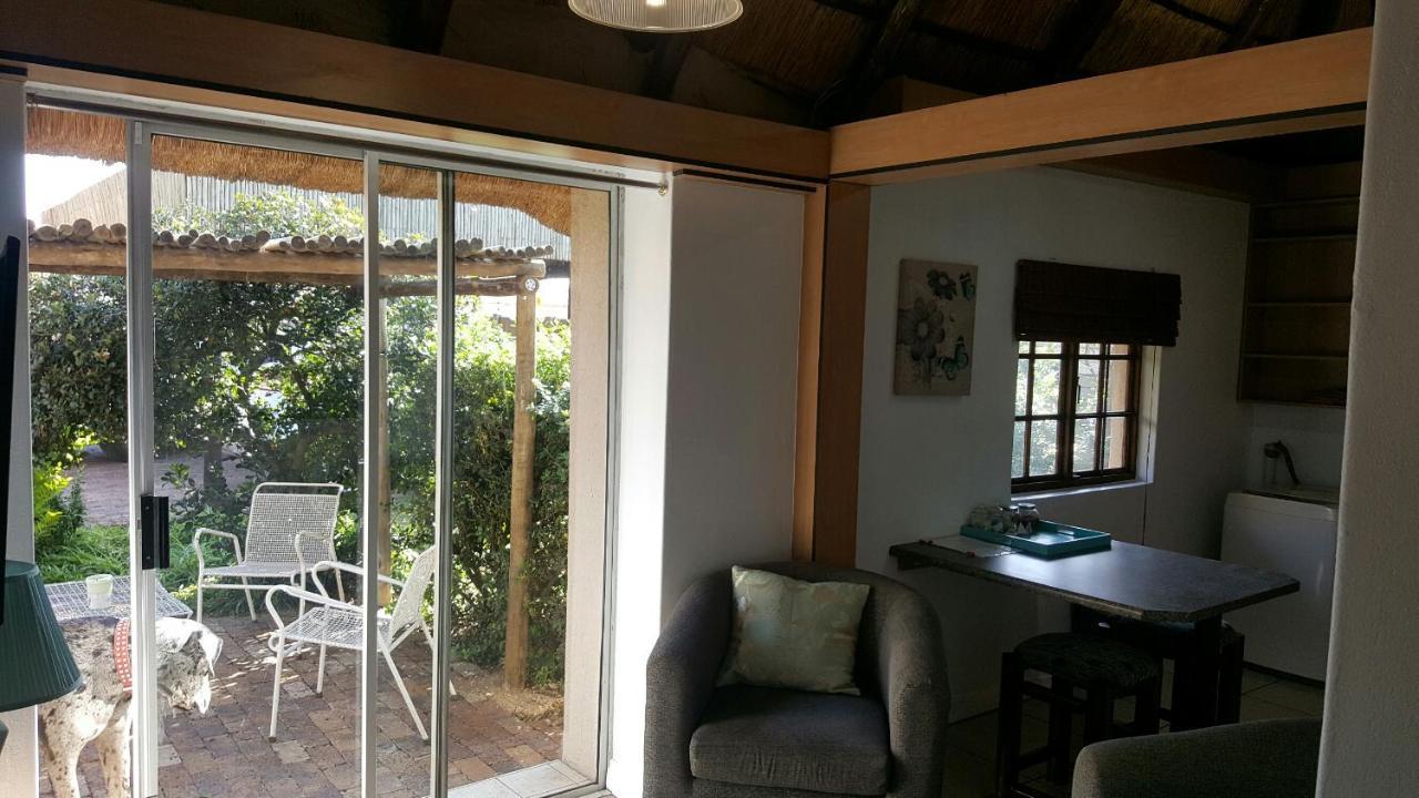 12 On Vaal Drive Guesthouse Вандербейлпарк Екстериор снимка
