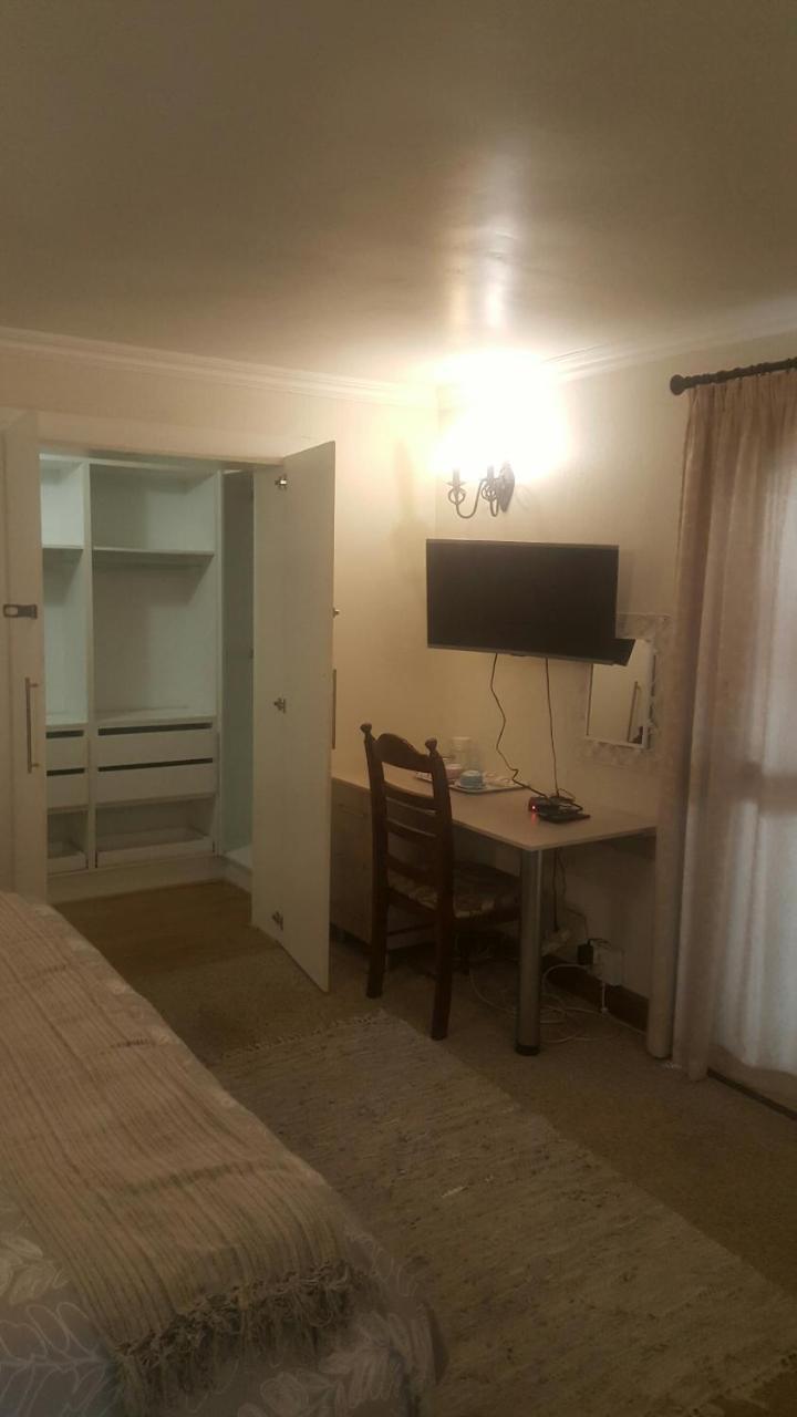 12 On Vaal Drive Guesthouse Вандербейлпарк Екстериор снимка
